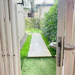 Apartment Ground Floor With Garden Le Lavandou