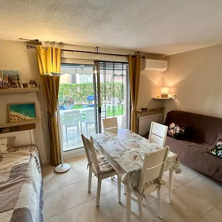 Ground Floor With Garden Apartment Le Lavandou